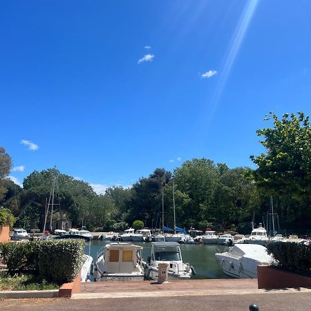 Апартаменты La Perle Rare Du Golf De Saint Tropez Коголин Экстерьер фото